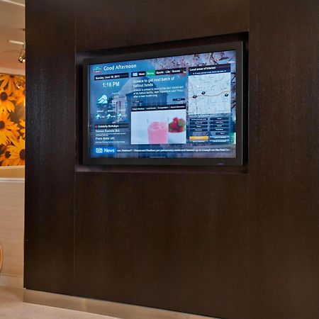 Courtyard By Marriott New Carrollton Landover Eksteriør billede