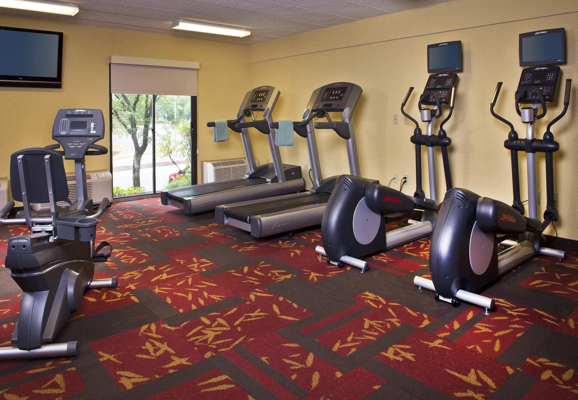 Courtyard By Marriott New Carrollton Landover Eksteriør billede